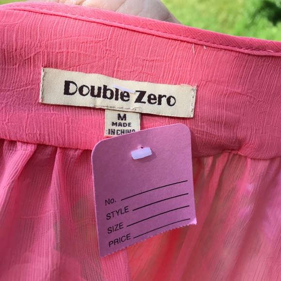 *NWT* Pink Chiffon Ruffle Sleeveless Blouse - Picture 8 of 10